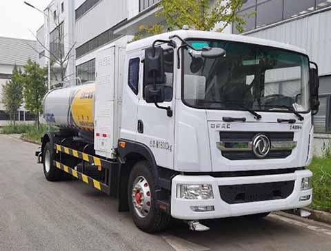 徐工牌DXA5180GQXDBEV純電動(dòng)清洗車公告圖片