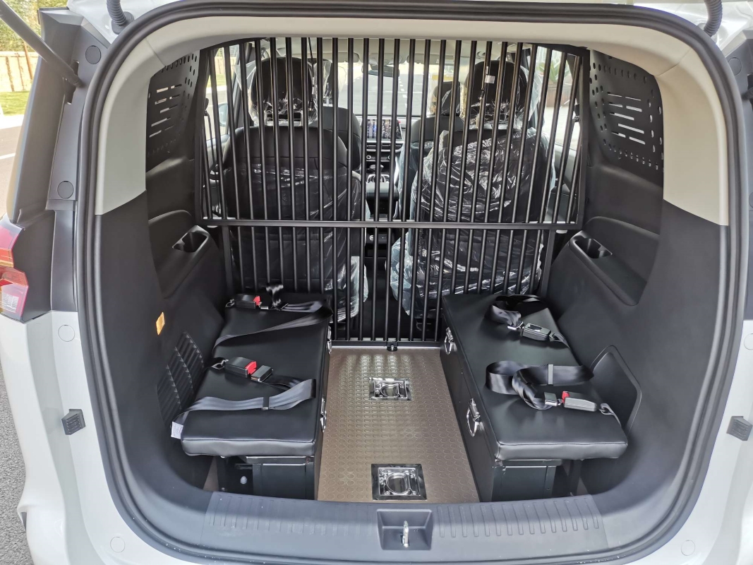 宇通牌ZK5025XQCQ62囚車公告圖片