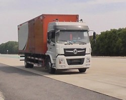 厢式运输车