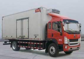 豪沃牌ZZ5167XLCG421DE1冷藏车