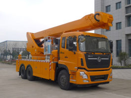 高空作业车
