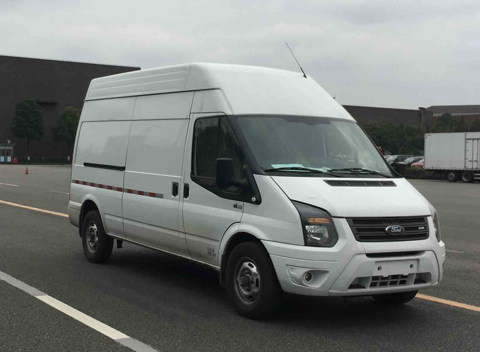 江鈴全順牌JX5040XXYTJ-M6廂式運輸車公告圖片