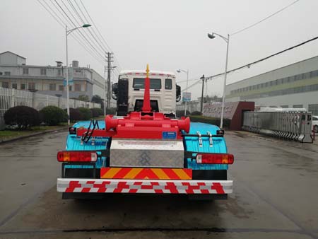 三聯(lián)牌YSY5258ZXXE6車廂可卸式垃圾車公告圖片