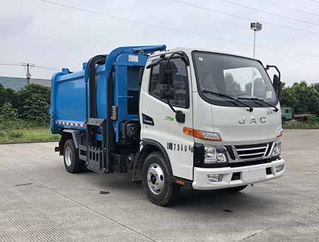 中汽牌ZQZ5072ZZZJA6自裝卸式垃圾車公告圖片