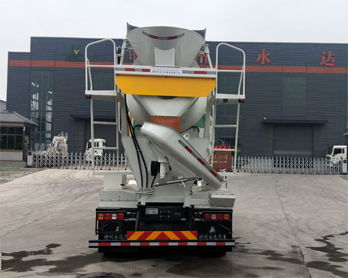 神州永達(dá)牌AYD5319GJBSX30混凝土攪拌運(yùn)輸車公告圖片