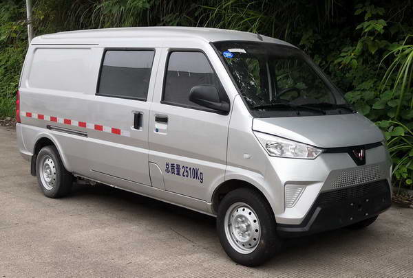 五菱牌GXA5034XXYBEV純電動(dòng)廂式運(yùn)輸車公告圖片