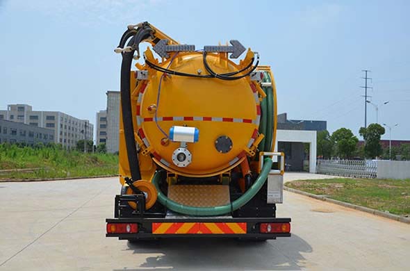 楷邇牌CEH5181GXW吸污車公告圖片