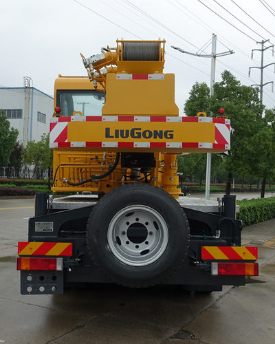 柳工牌CLG5140JQZ8汽车起重机公告图片