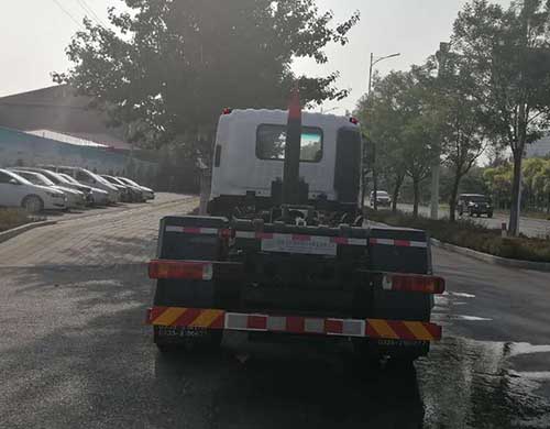 华星牌CCG5180ZXXB6车厢可卸式垃圾车公告图片