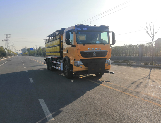 新立德牌HZV5250TCXD6ZK1除雪车公告图片