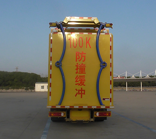 大運(yùn)牌CGC5090TFZHDF44F防撞緩沖車公告圖片