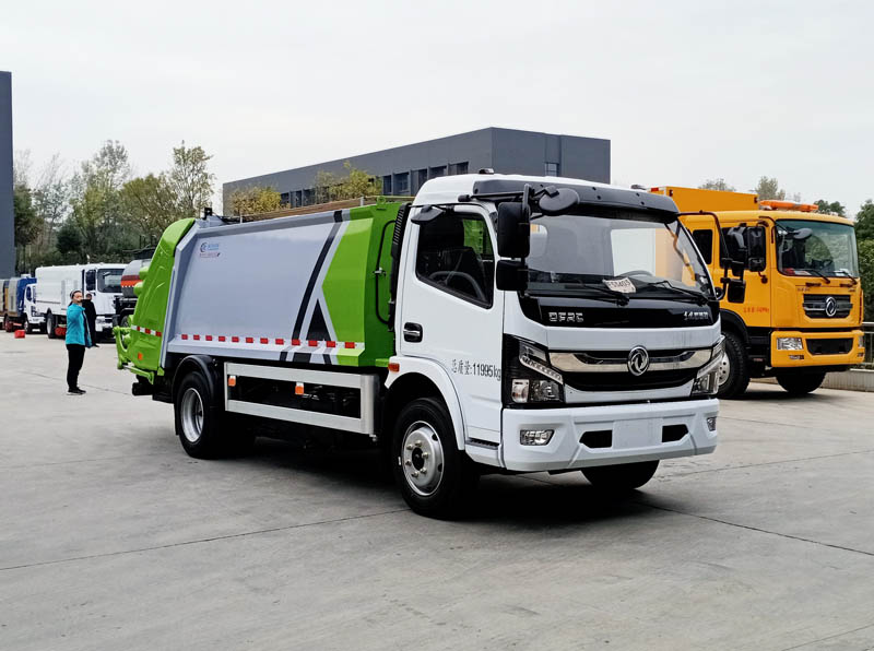 程力威牌CLW5122ZYS6壓縮式垃圾車公告圖片