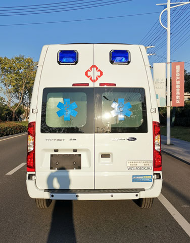 賽凌特牌WCL5040XJHJ救護(hù)車公告圖片