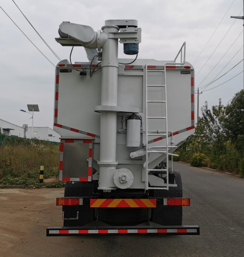 博代牌QBD5310ZSLD39散裝飼料運輸車公告圖片