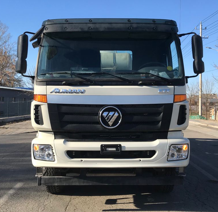 歐曼牌BJ5313GJBY6GRL-08混凝土攪拌運(yùn)輸車(chē)公告圖片