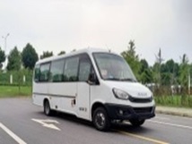 依维柯牌NJ6716LCA1客车图片