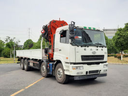 随车起重运输车