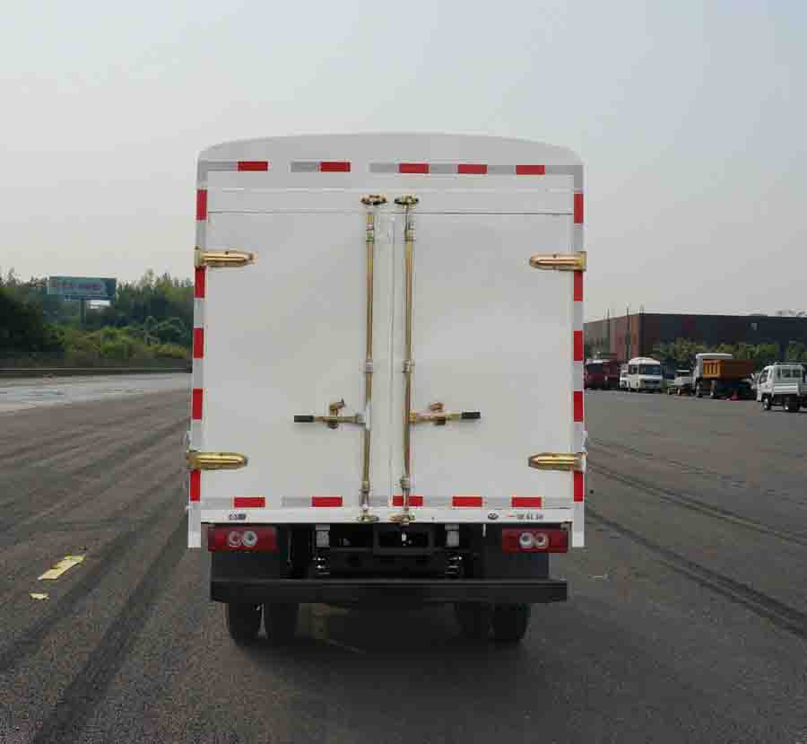 解放牌CA5040CCYK11L1E5J倉(cāng)柵式運(yùn)輸車公告圖片