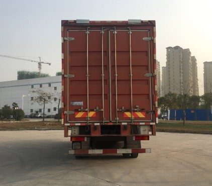 东风牌DFH5180XYKEX6A翼开启厢式车公告图片