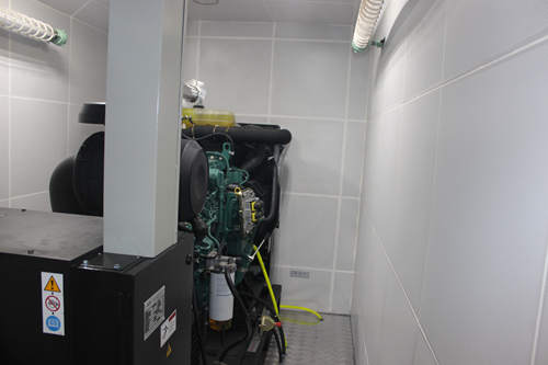 暢豐牌CFQ5120XDY6D電源車公告圖片