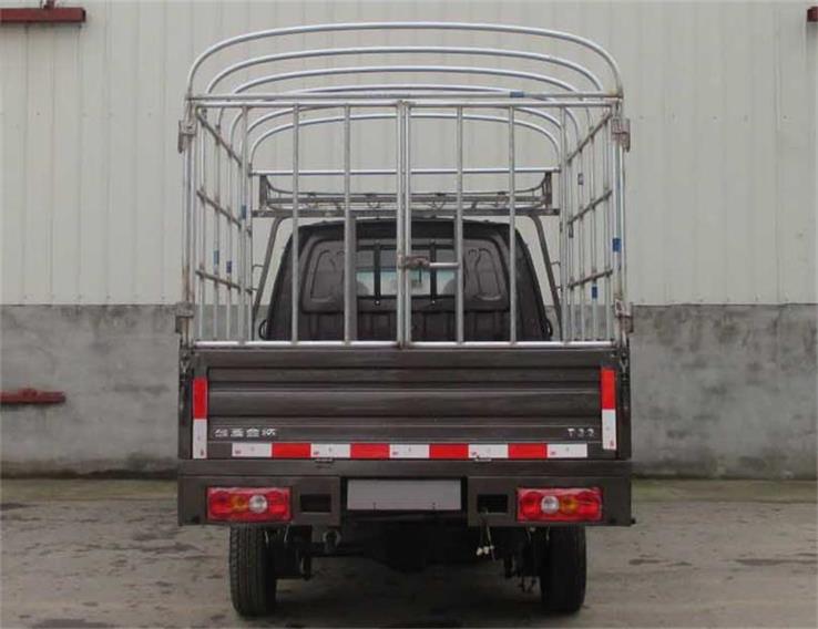 金杯牌JKC5020CCY-SS6BL倉柵式運(yùn)輸車公告圖片