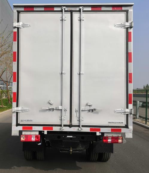 昌河牌CH5030XXYUCV21廂式運(yùn)輸車公告圖片