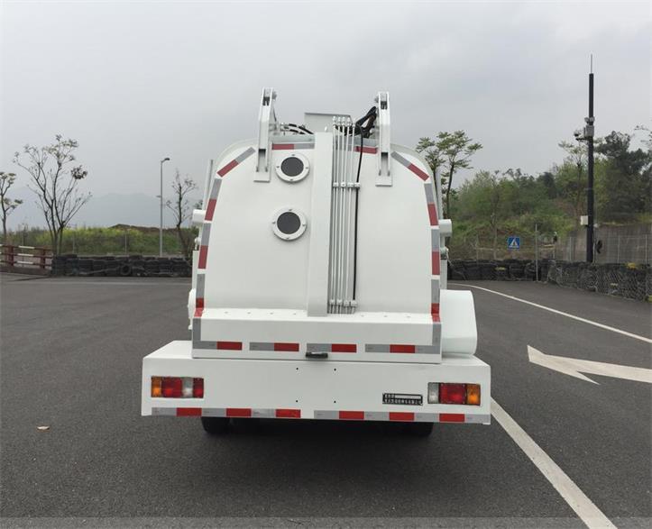 重特牌QYZ5070TCA6餐廚垃圾車公告圖片