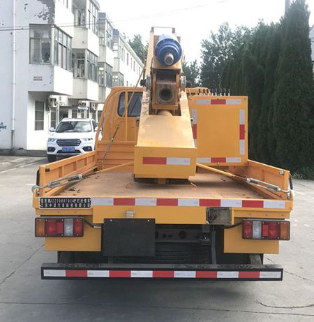 鑫意牌JZZ5060TQX6護(hù)欄搶修車公告圖片