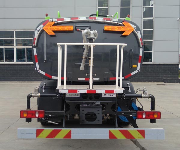 宇通牌YTZ5180GQXD1BEV純電動清洗車公告圖片