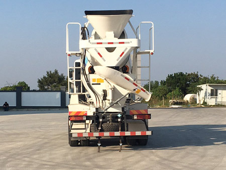 集瑞聯(lián)合牌QCC5253GJBN664混凝土攪拌運輸車公告圖片