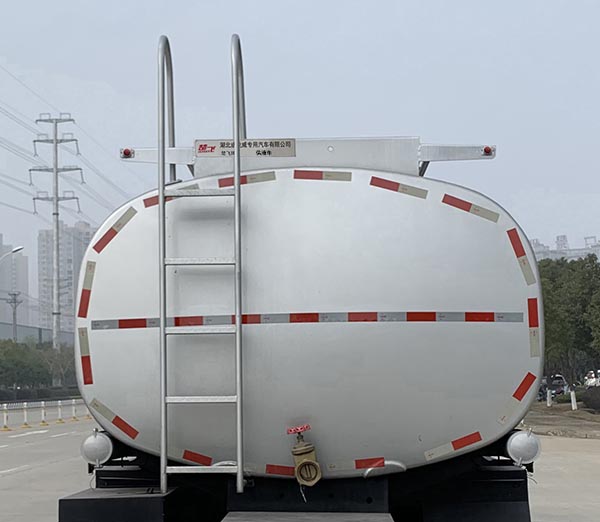 楚飛牌CLQ5180TGYE6供液車公告圖片