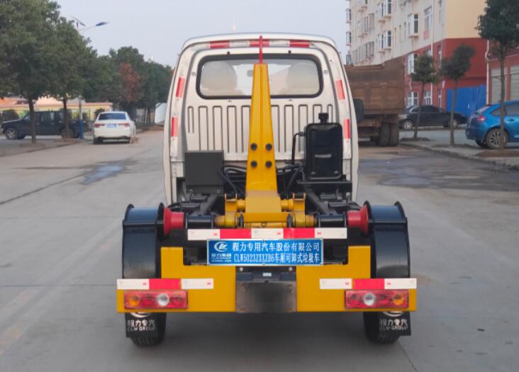 程力威牌CLW5023ZXXZB6車廂可卸式垃圾車公告圖片