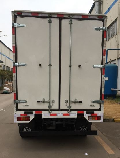 比亞迪牌BYD5041XXYBEV1純電動(dòng)廂式運(yùn)輸車(chē)公告圖片