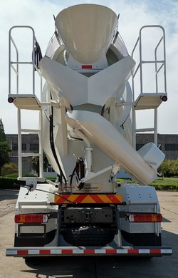 利勃海爾牌XLH5314GJBN306GF1混凝土攪拌運輸車公告圖片