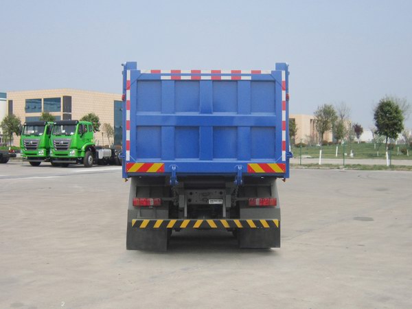 豪瀚牌ZZ5255ZLJV4346F1自卸式垃圾车公告图片