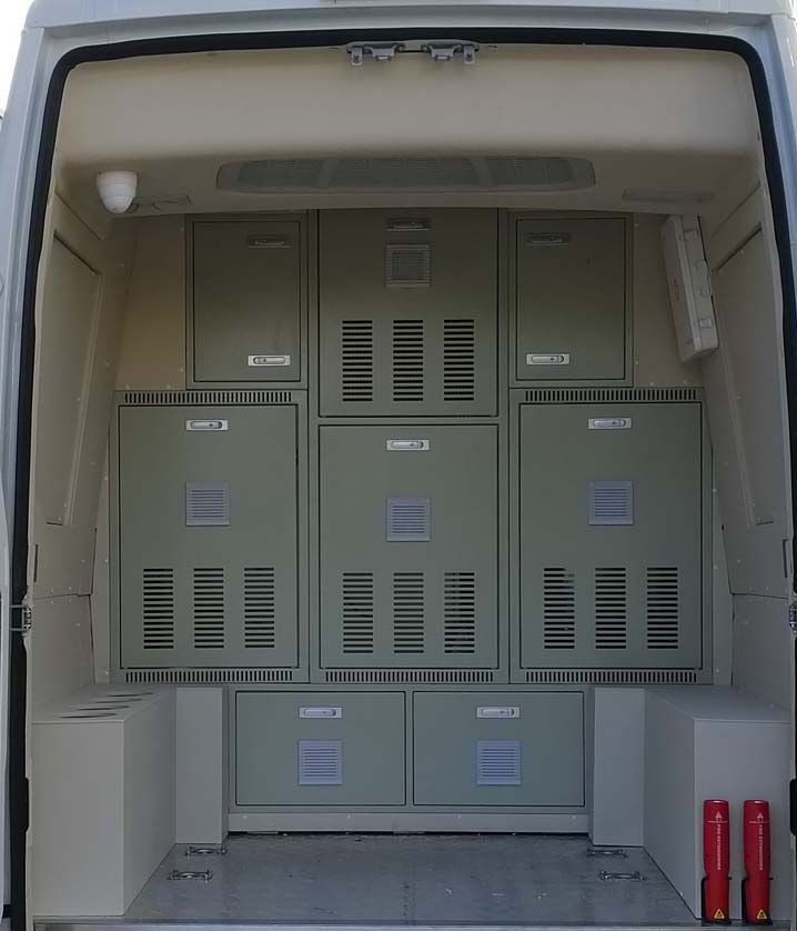 依維柯牌NJ5046XTXF3E通信車公告圖片