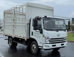 仓栅式运输车
