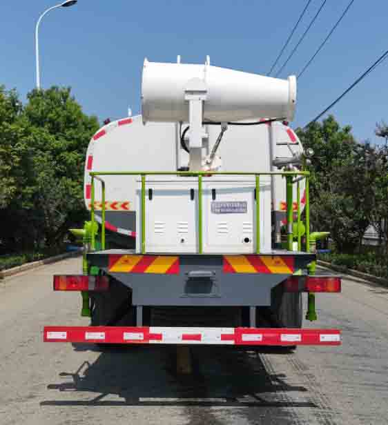 浩天星運(yùn)牌HTX5185GPSSL6綠化噴灑車公告圖片