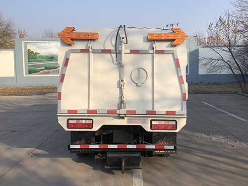 赛哥尔牌QTH5072TSLA扫路车公告图片