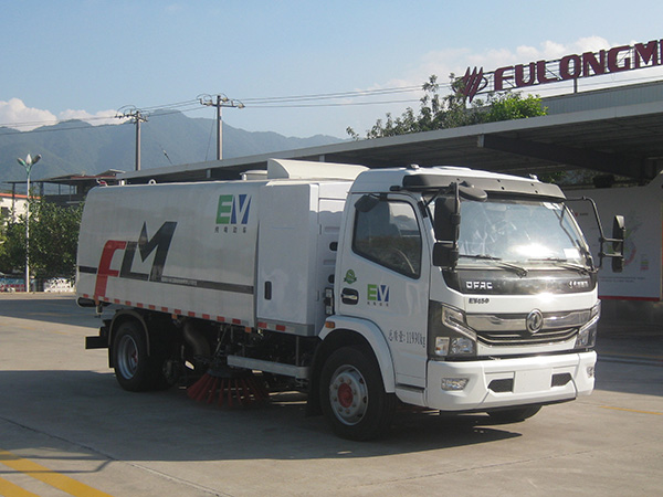 福龙马牌FLM5120TSLDGBEV纯电动扫路车公告图片
