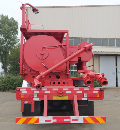 武工牌WGG5400TYLN壓裂車公告圖片