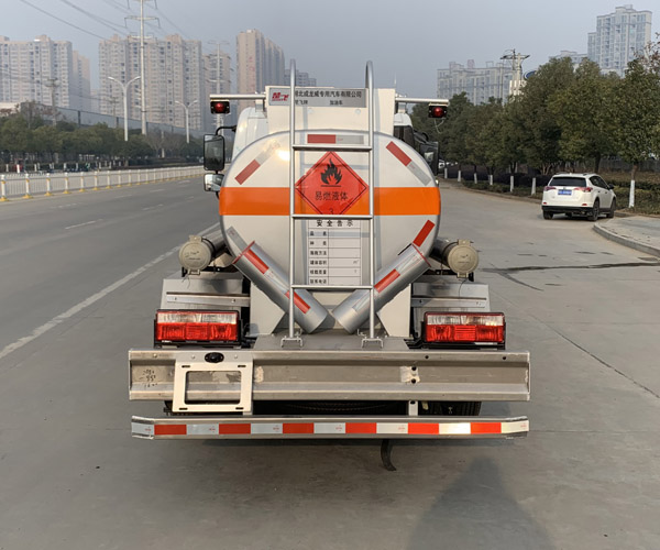 楚飞牌CLQ5041GJY6E加油车公告图片