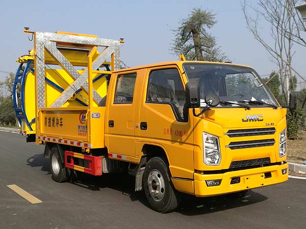 程力威牌CLW5041TFZJDP防撞緩沖車公告圖片