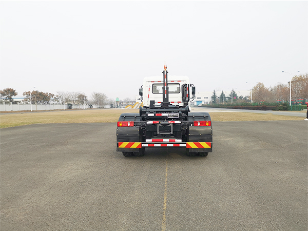 華茂駿捷牌LHC5180ZXXDF6車廂可卸式垃圾車公告圖片