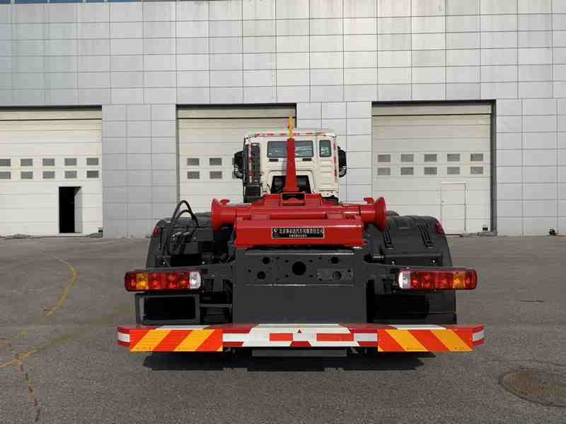 馳遠(yuǎn)牌BSP5310ZXX車廂可卸式垃圾車公告圖片