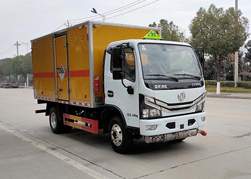 舜德牌SDS5045XZWEQ6杂项危险物品厢式运输车公告图片