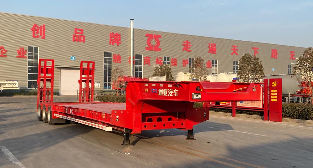 通亚达牌CTY9409TDPXZ低平板半挂车公告图片
