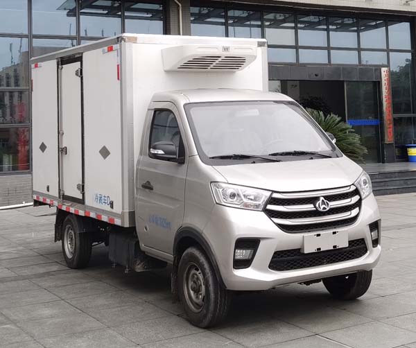 長(zhǎng)安牌SC5031XLCNGD6B1冷藏車公告圖片
