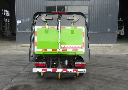 伴君長(zhǎng)興牌AAA5035TSLE6掃路車公告圖片