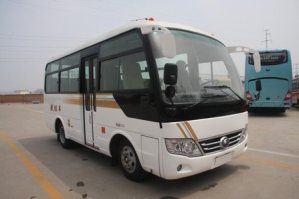 教练车